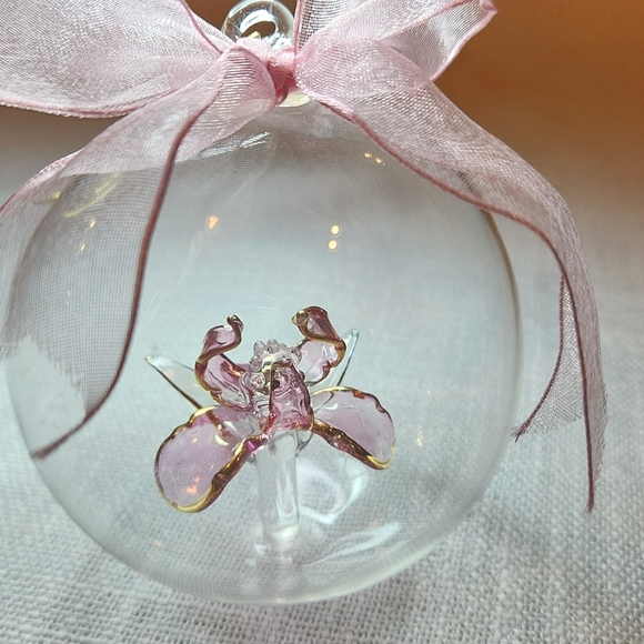 Hand Crafted glass ornaments - Picture 6 of 10